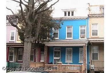 927 Shepherd St NW photo 1