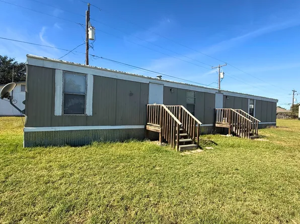 1941 Gale Dr, Azle, TX 76020