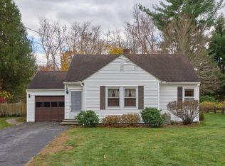 71 Old Common Rd, Lancaster, MA 01523