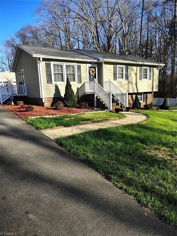 127 Miller St, Mount Airy, NC 27030 | MLS #1212141 | Zillow 127 Miller St, Mount Airy, NC 27030 | MLS #1212141 | Zillow