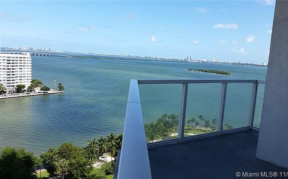 2nd image of 1900 N Bayshore Dr APT 1612