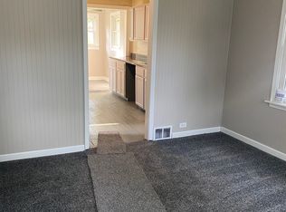 1220 W 8th St, Hobart, IN 46342