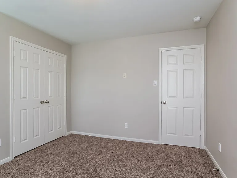 21818 Octavia Way — Photo 10