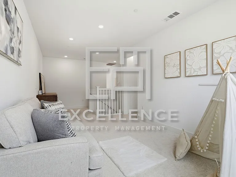 16210 Juan Hernandez Dr — Photo 12