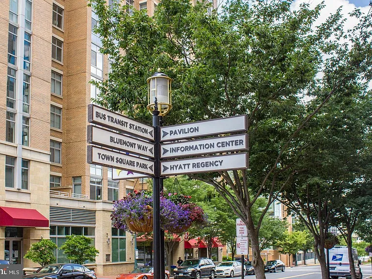 11990 Market St #1604 — Photo 21