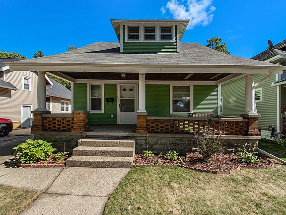 3rd image of 2318 Horton Ave SE