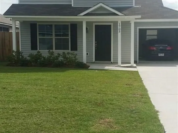 1703 W Worthey Rd, Gonzales, LA 70737