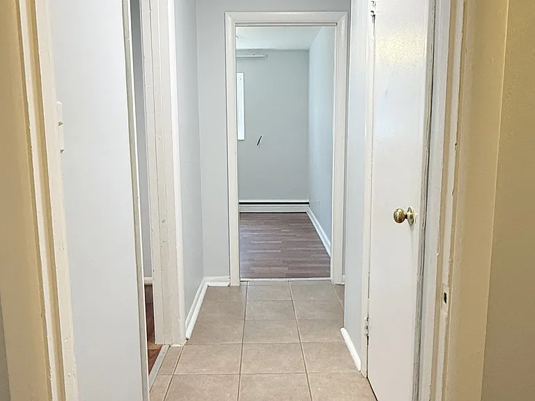 1590 Ouellette Ave #102 — Photo 3