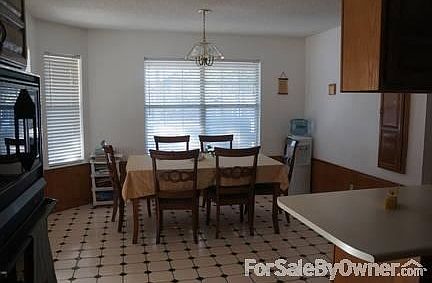 Breakfast Nook
						:
						Looks out to back porch and yard.
