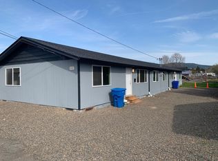 814 S 8th Ave APT A, Kelso, WA 98626