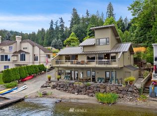 3840 W Lake Sammamish Pkwy SE, Bellevue, WA 98008