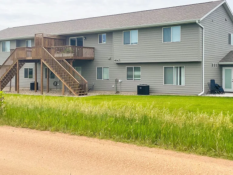 110 Tanner Ct — Photo 33