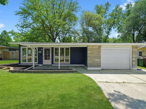 423 Lakewood Blvd, Park Forest, IL 60466