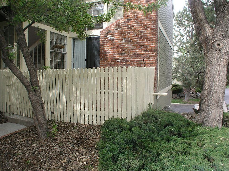 For Lease: 2011 S Helena St., Aurora, Colorado 80013