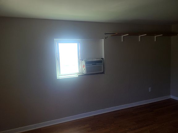 5th image of 790 Washington Ave