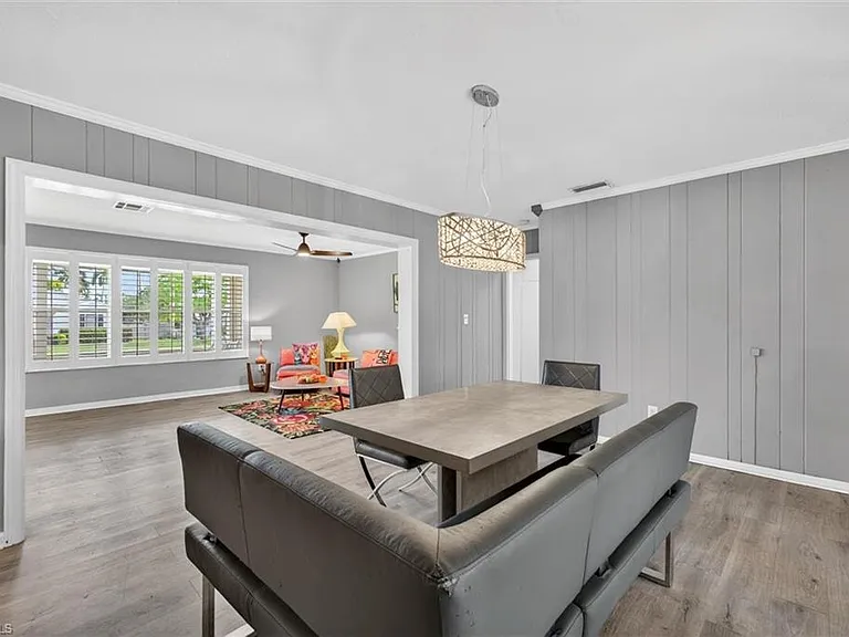 1420 Maravilla Ave — Photo 16