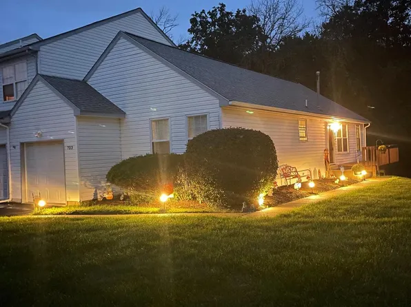 723 Hawthorne Ln, Upper Chichester, PA 19014