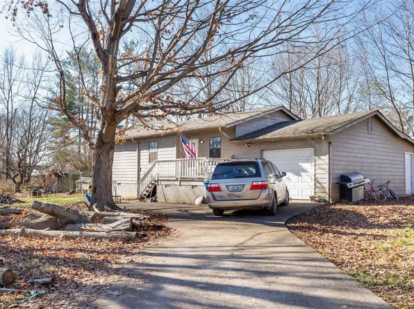 135 Floral Ave, Smiths Grove, KY 42171