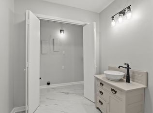 2053 Parasol Dr, Lexington, KY 40513