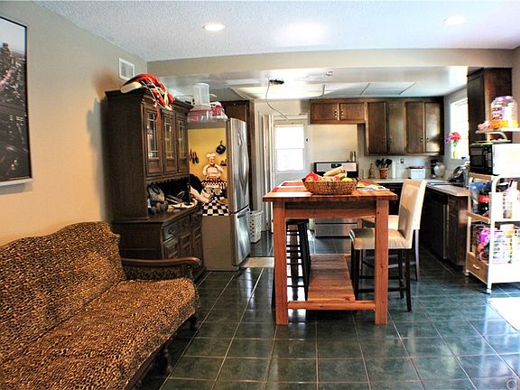 5th image of 1815 Silver Lantern Dr