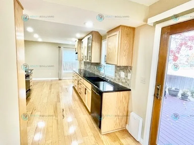 6220 Stone Valley Dr — Photo 17