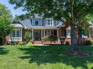 9048 Chelsea Dr, Raleigh, NC 27603