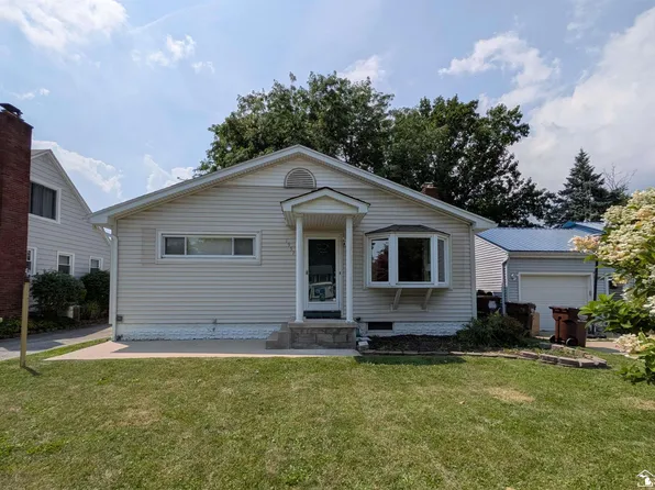 1957 Vivian Rd, Monroe, MI 48162