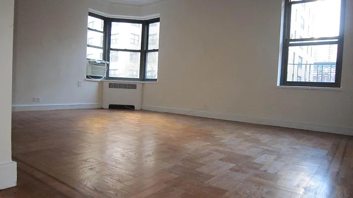Rented by Carol T. Marino, LREB | media 6