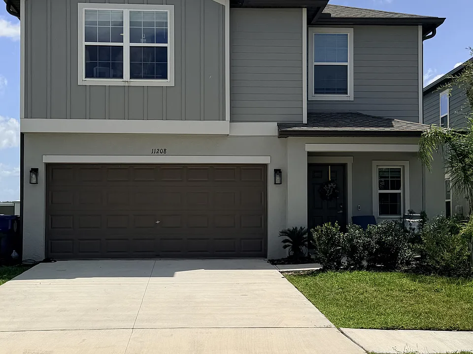 11208 Radiant Shore Loop