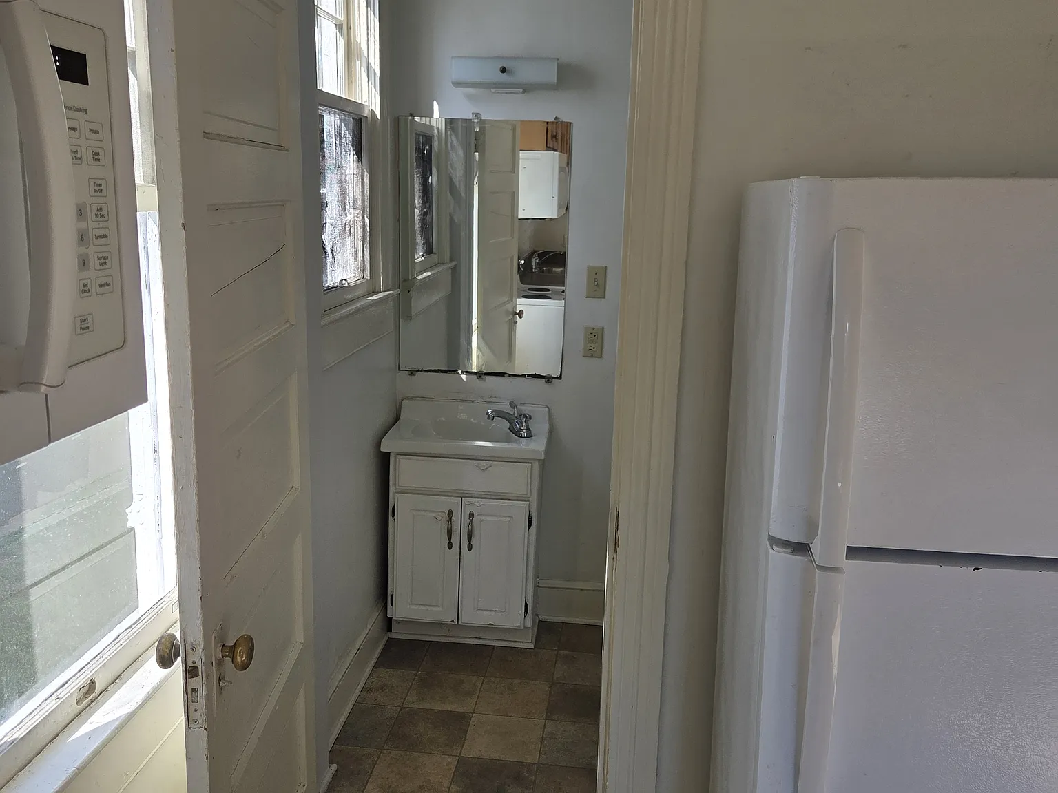 5 bed, 1757 sqft, $2,650 — Photo 3