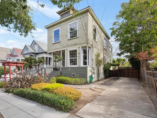 1712 Bay St, Alameda, CA 94501