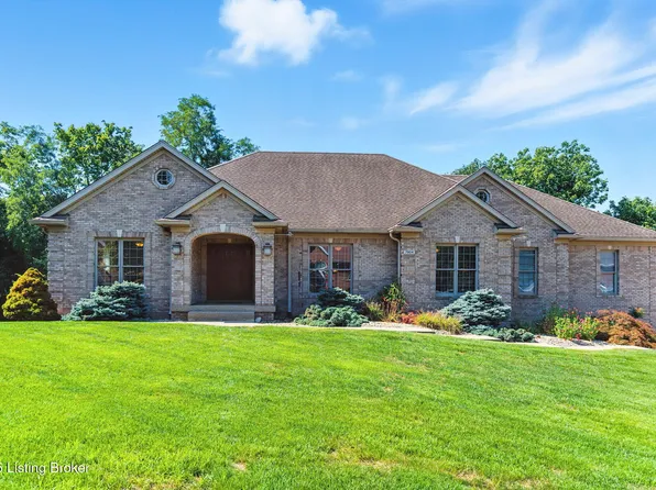 7904 Cresthaven Dr, Louisville, KY 40228