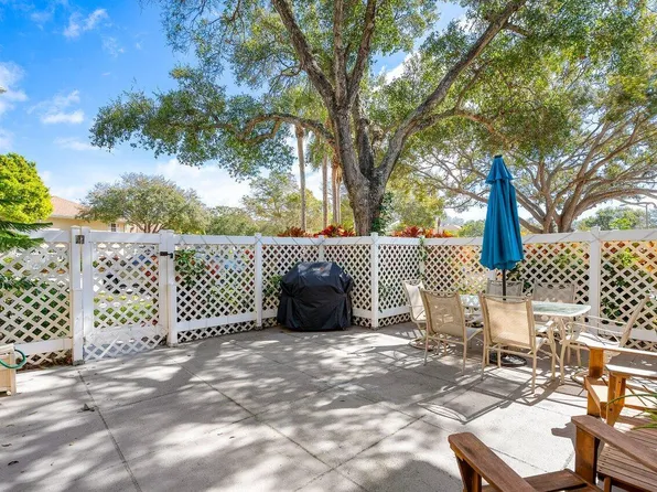 4003 Medford Court, Boynton Beach, FL 33436