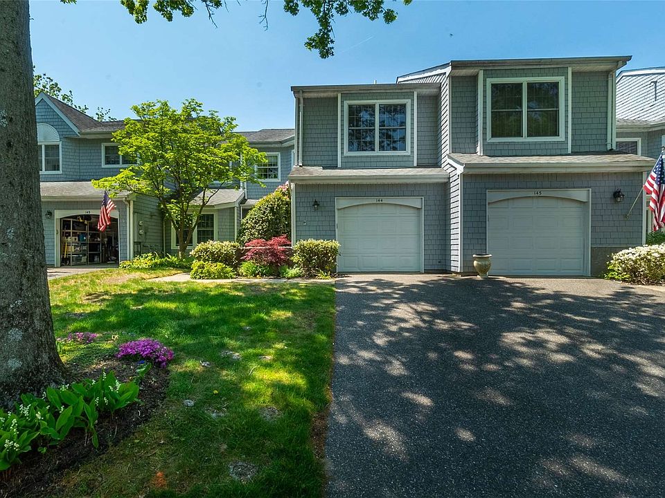 144 Lakebridge Drive, Kings Park, NY 11754 Zillow