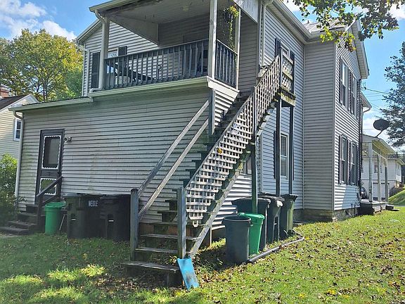 4th image of 303 E Main Ave