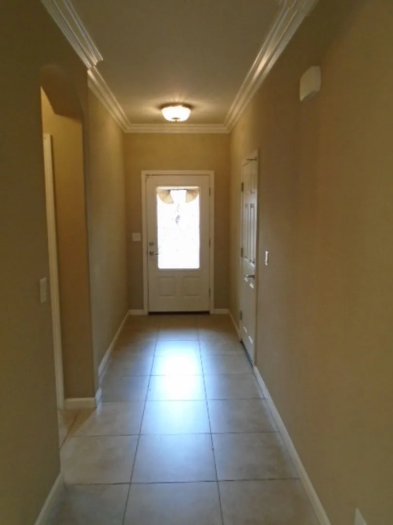Building Photo - 1758 Ravenna Way
