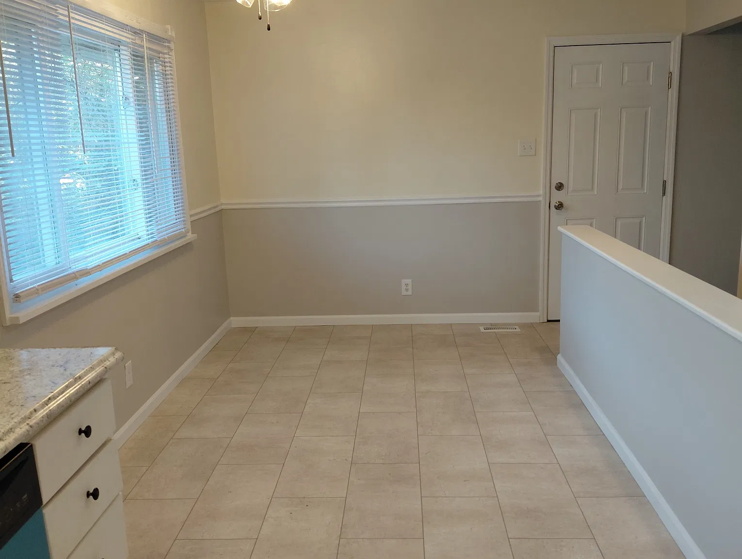 3 bed, 1.5 bath, 1008 sqft, $1,700 — Photo 4