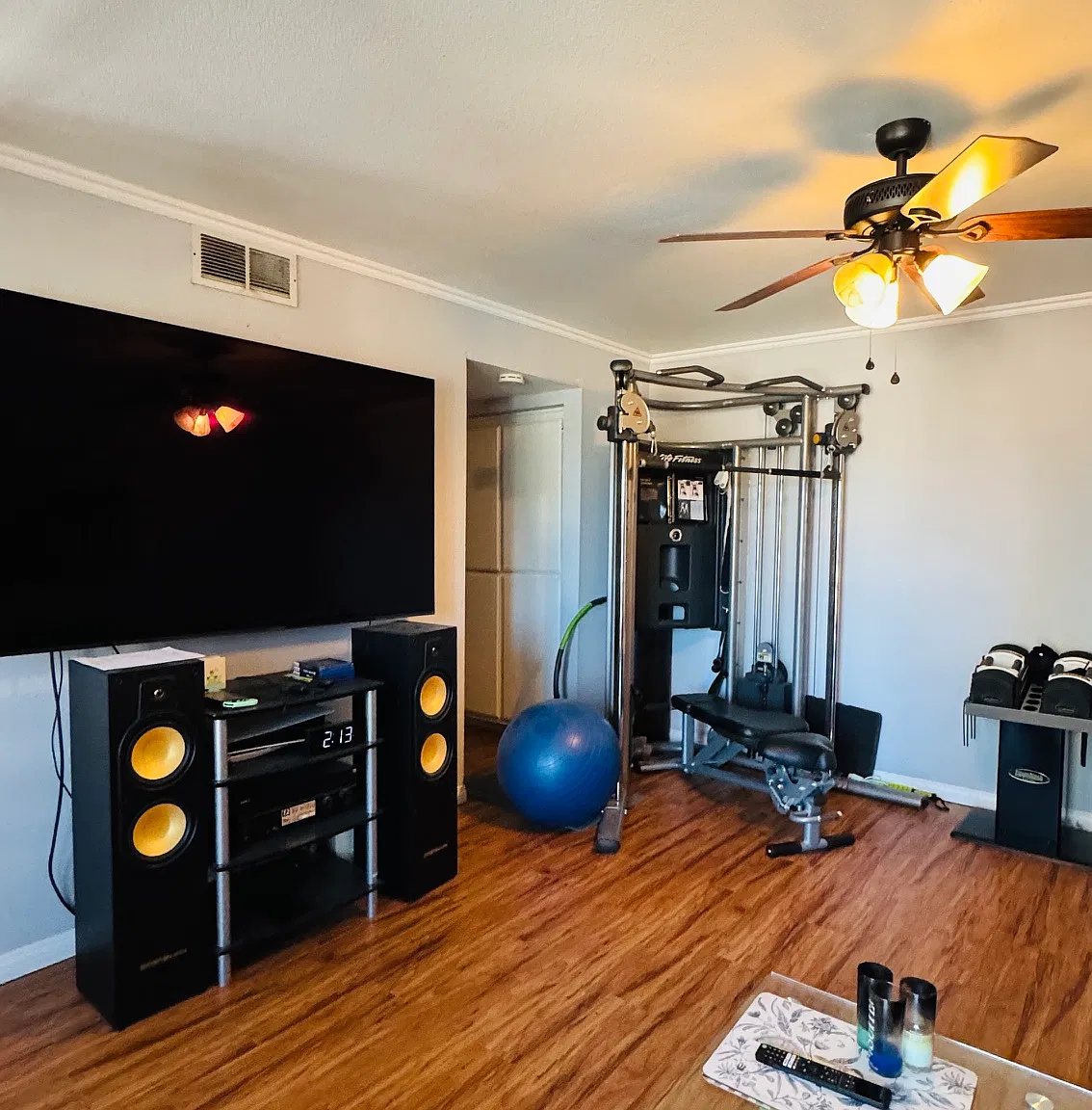 2 bed, 1400 sqft, $3,100 — Photo 2