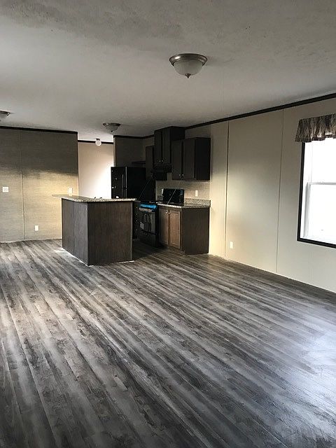 Living room & kitchen