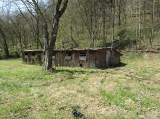 2572 Gainesboro Hwy, Celina, TN 38551