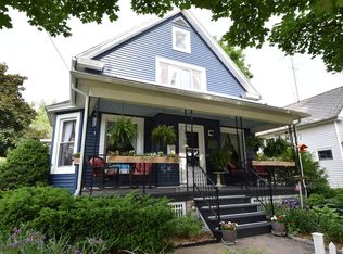 317 Henry St, Burlington, WI 53105