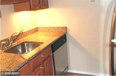 4th image of 2214 Washington Ave #W-102