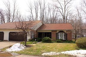 2nd image of 6044 Weymouth Dr