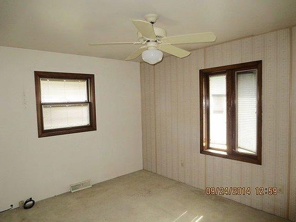 5th image of 3647 Nebraska Dr
