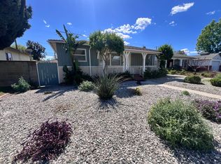 17940 Lull St, Reseda, CA 91335