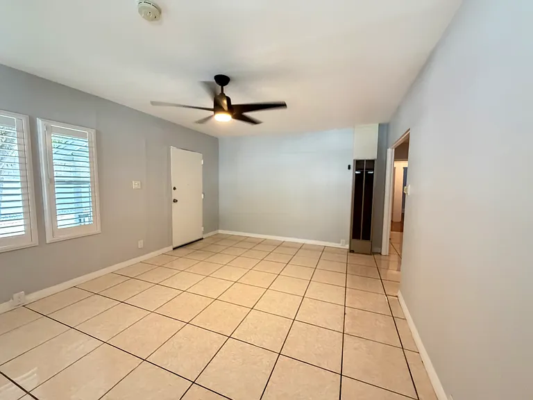 424 S Avenue 56 #424 — Photo 5