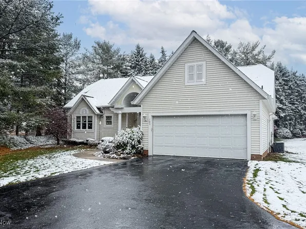 105 Barkwood Dr #1, Wadsworth, OH 44281