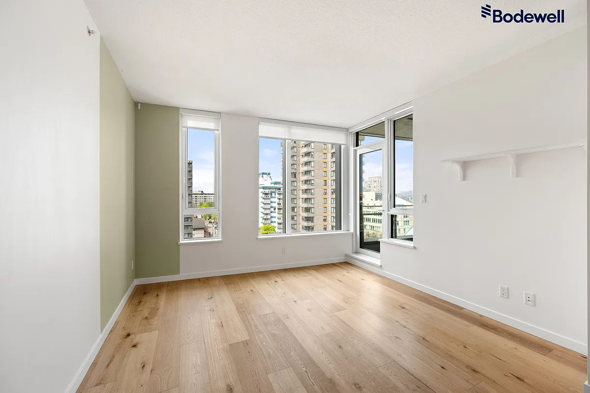 Building Photo - 2888 Cambie St