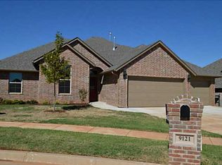 9121 NW 90th Cir, Yukon, OK 73099