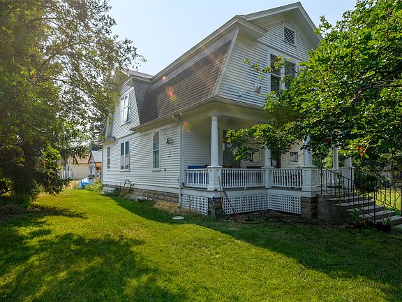 2nd image of 210 Church St